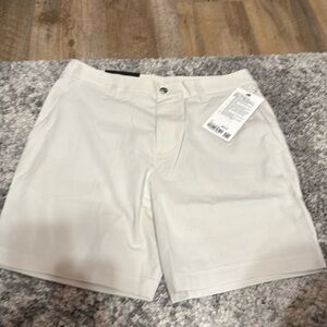New  Lululemon Classic Fit short
